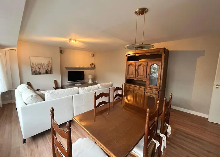 Modern 2-bedroom Within Walking Distance Of The Centre And The T209 * בלנקנברג
