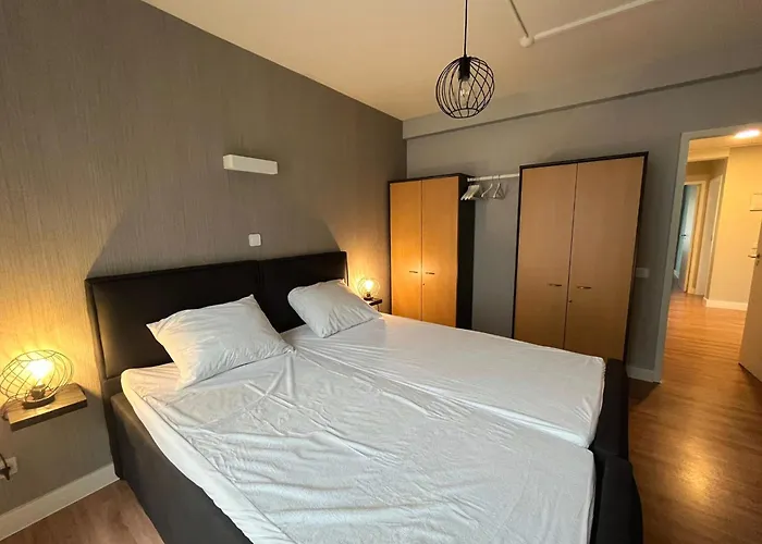 דירה Modern 2-bedroom Within Walking Distance Of The Centre And The T209